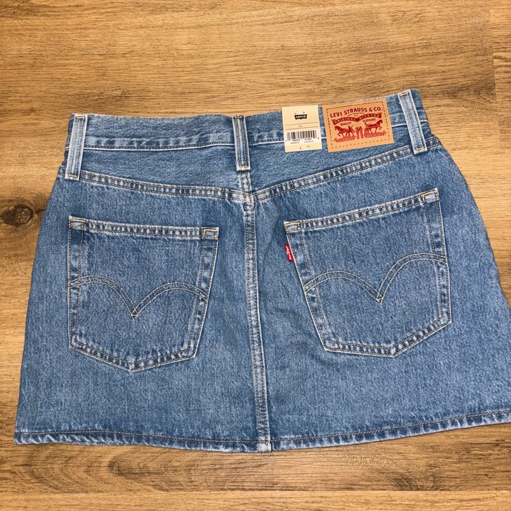 Levi Icon Denim Skirt